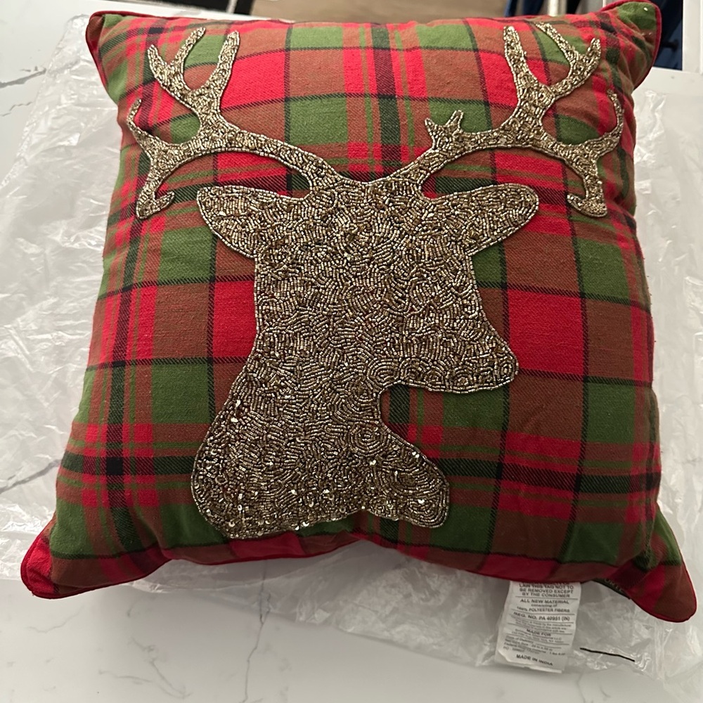 Lacourte Plaid Holiday Pillow with Gold Reindeer Design 20” x 20” Brand New